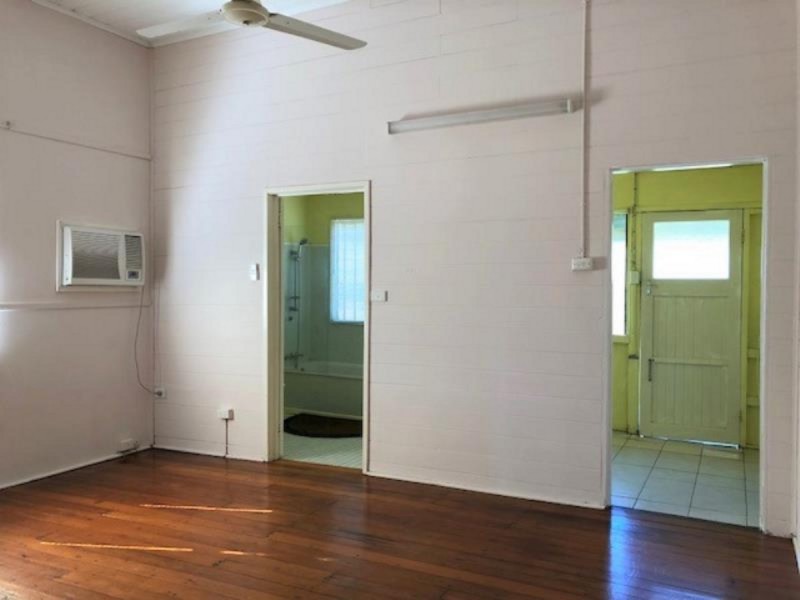 241 East Street, Depot Hill QLD 4700